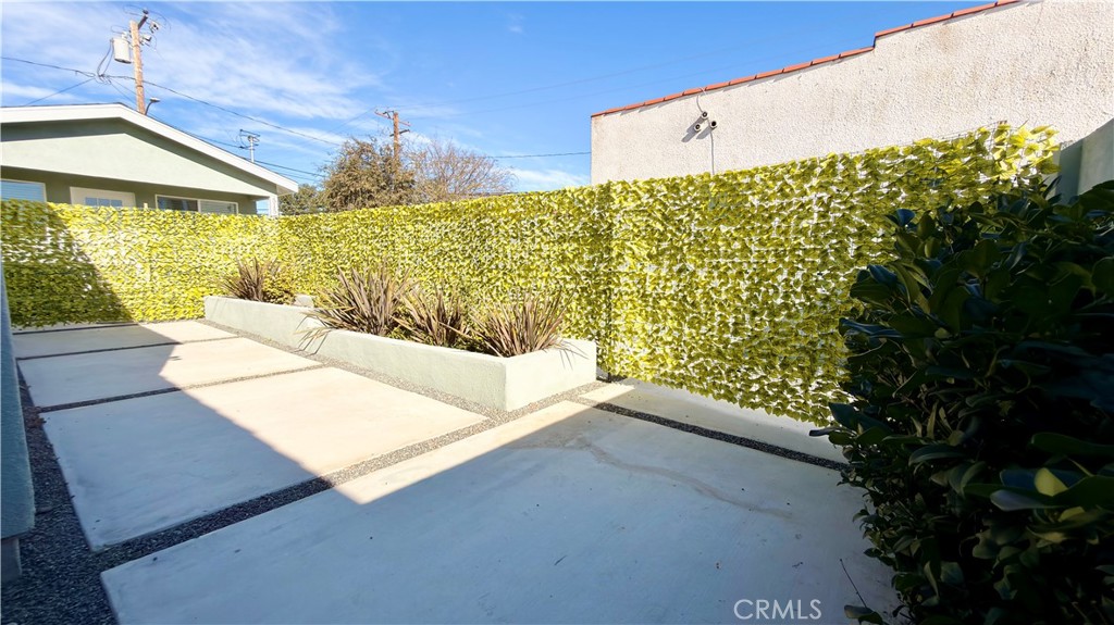 515 Florence 1 Property Photo 19
