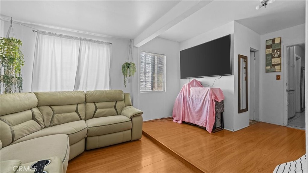 7603 Date Avenue Property Photo 5
