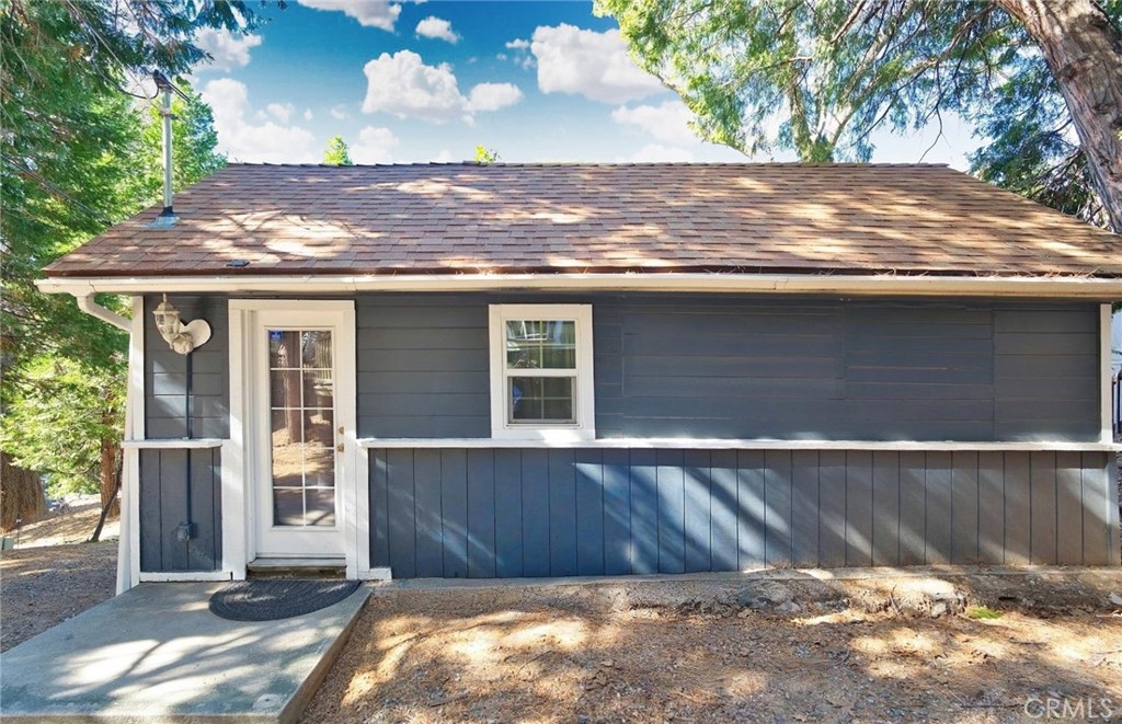29083 Hook Creek Property Photo 1