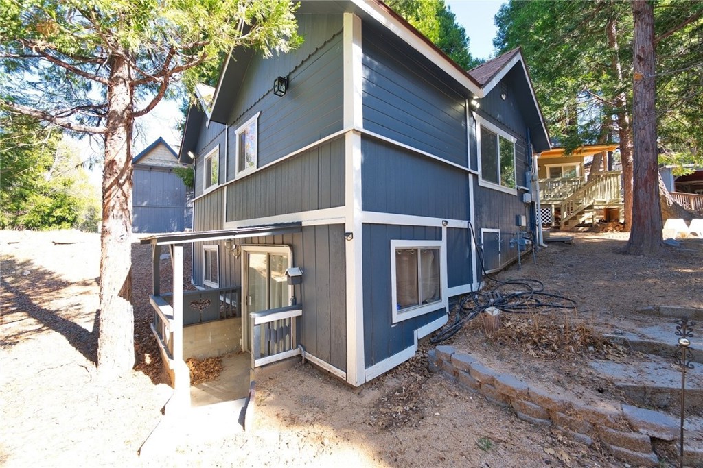 29083 Hook Creek Property Photo 6