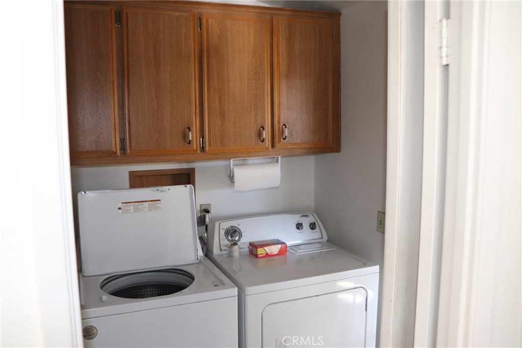 1250 N Kirby Property Photo 8