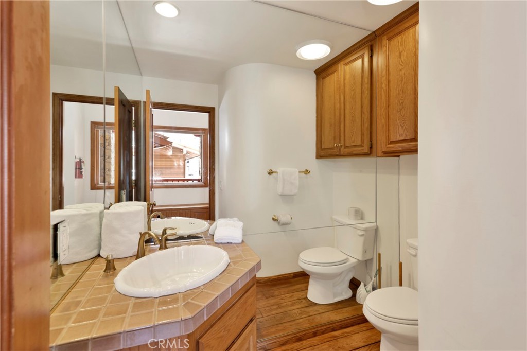 251 N Eureka Drive Property Photo 24