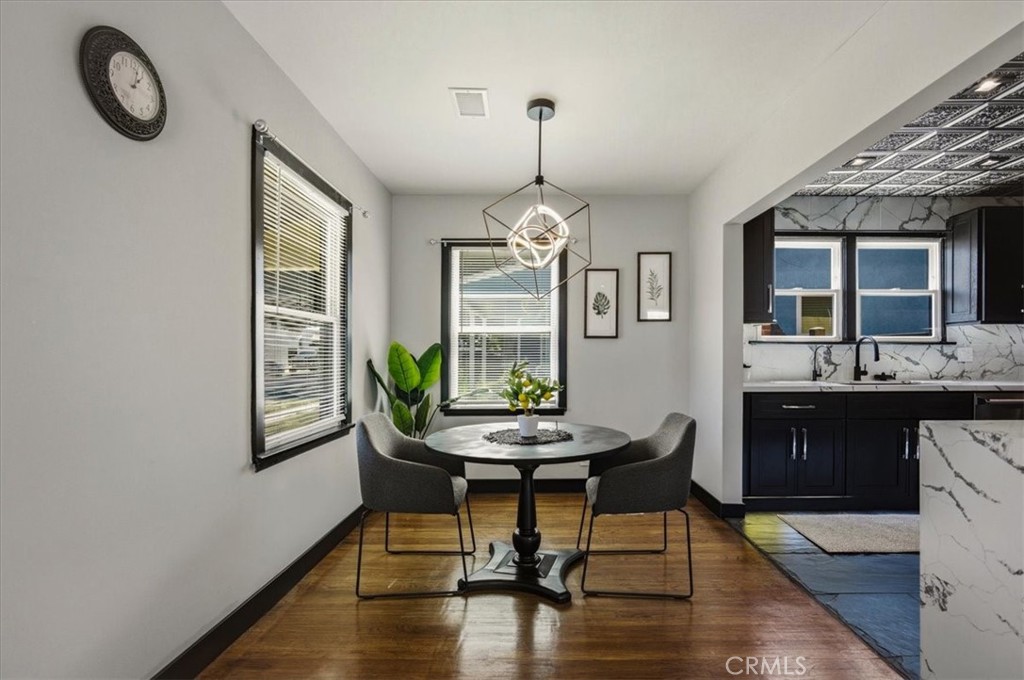 3431 Myrtle Avenue Property Photo 5