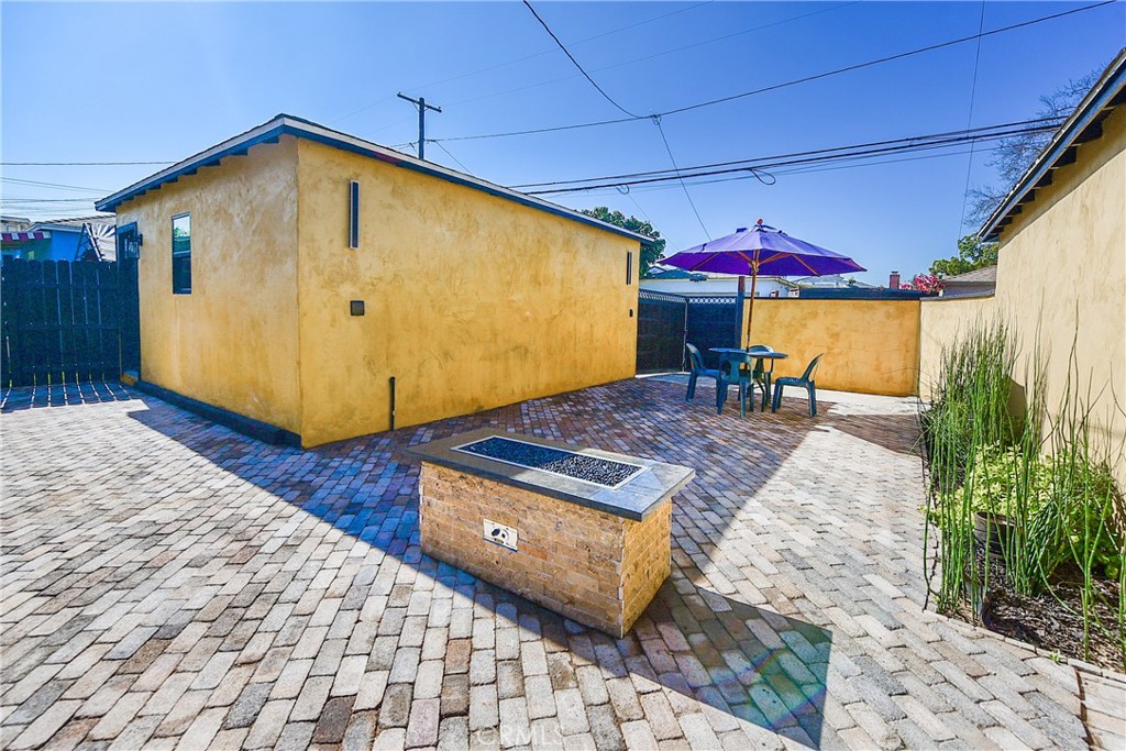3431 Myrtle Avenue Property Photo 6
