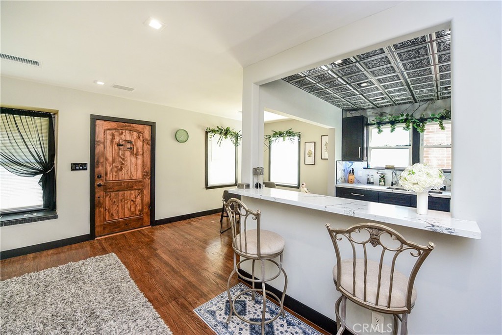 3431 Myrtle Avenue Property Photo 15