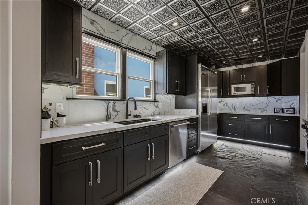 3431 Myrtle Avenue Property Photo 16