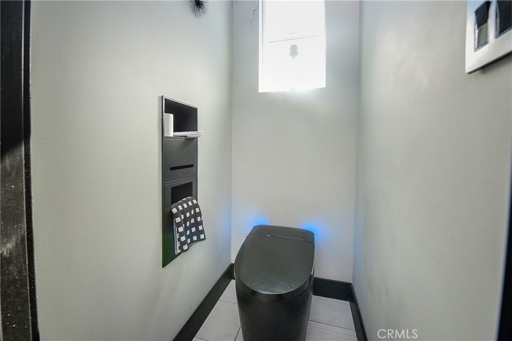 3431 Myrtle Avenue Property Photo 32