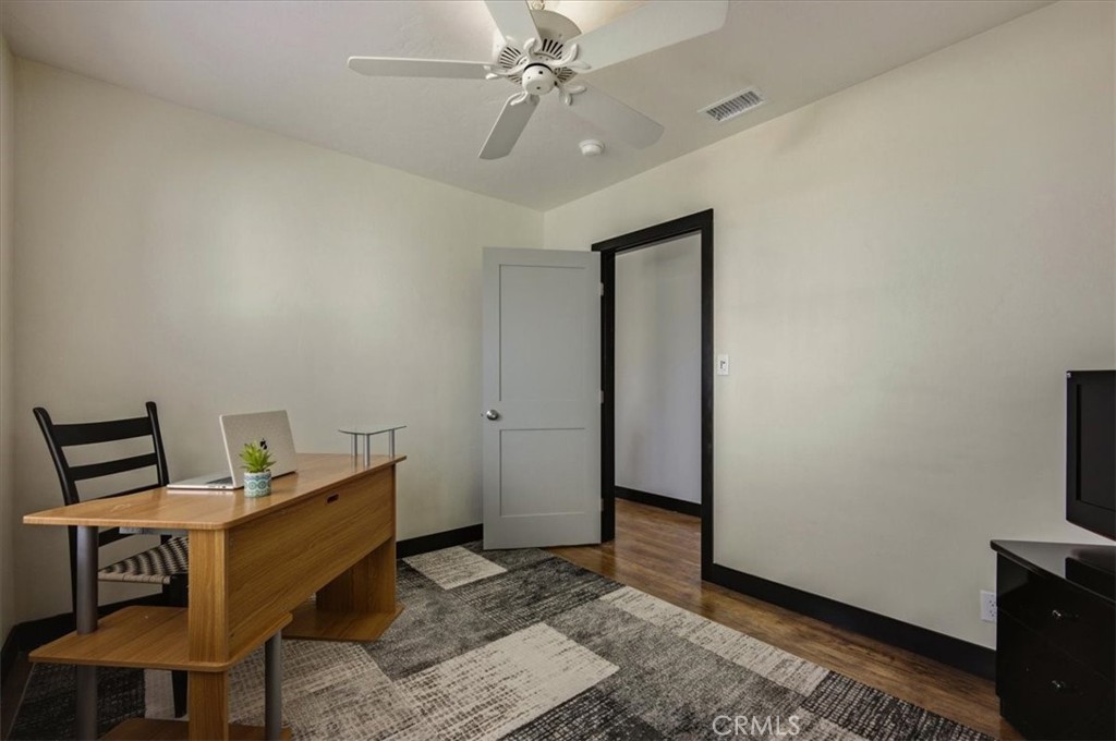 3431 Myrtle Avenue Property Photo 34