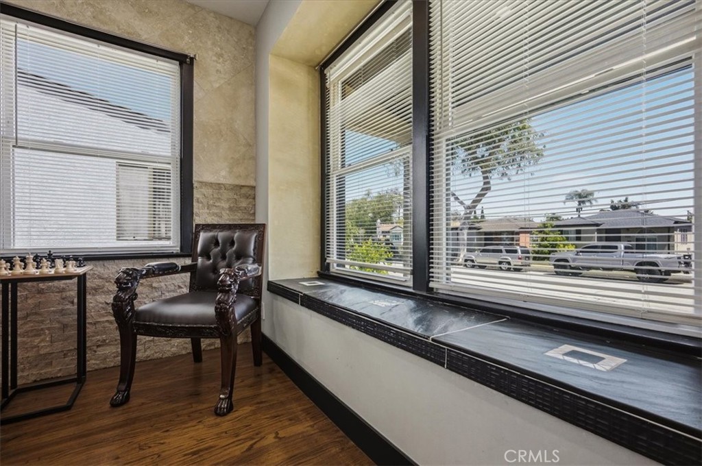3431 Myrtle Avenue Property Photo 59