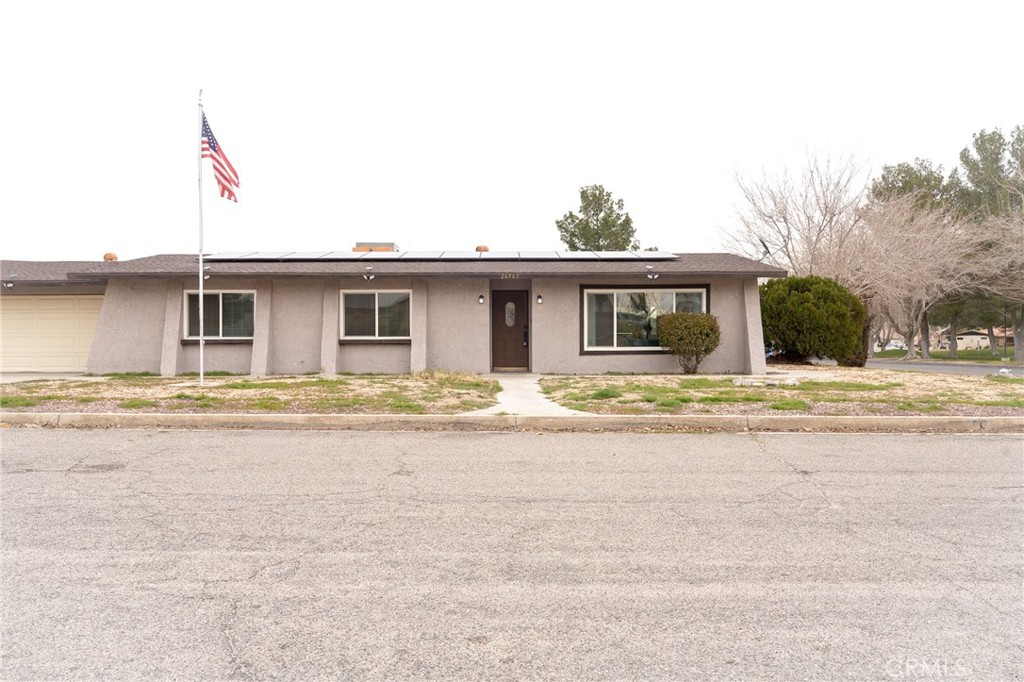 26763 Cumberland Property Photo 15