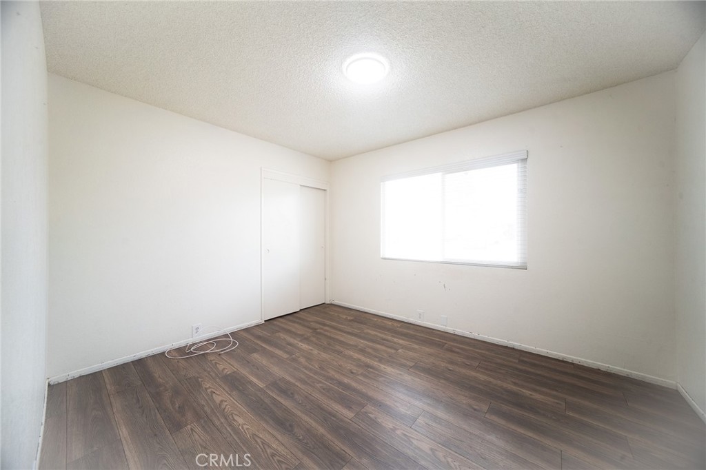 26763 Cumberland Property Photo 17
