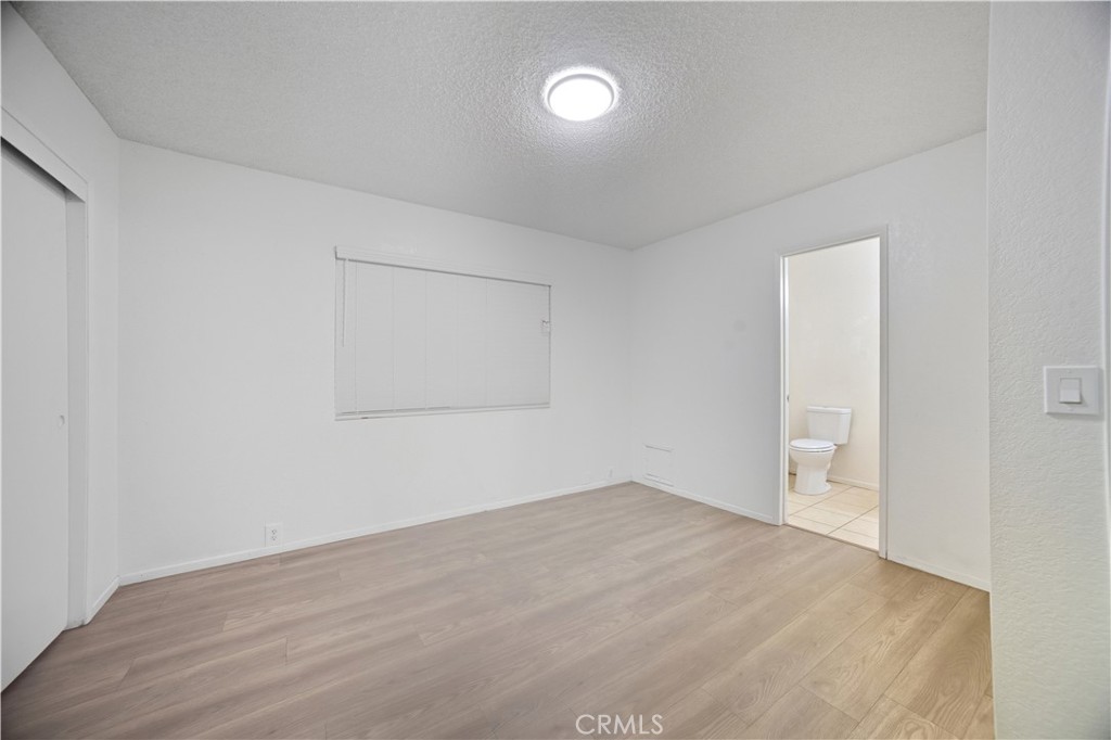 26763 Cumberland Property Photo 20
