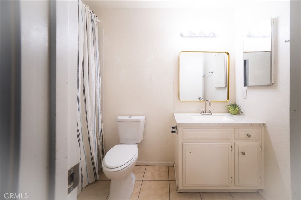 26763 Cumberland Property Photo 21