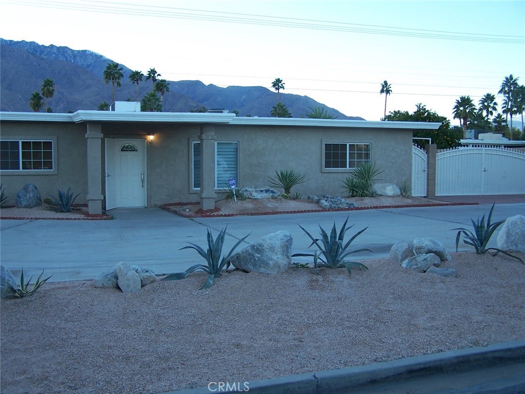 445 N Farrell Property Photo 1