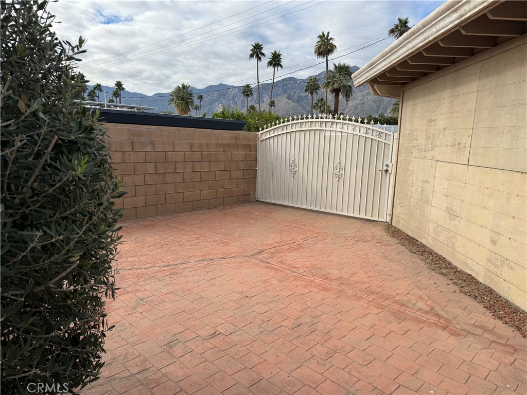445 N Farrell Property Photo 7