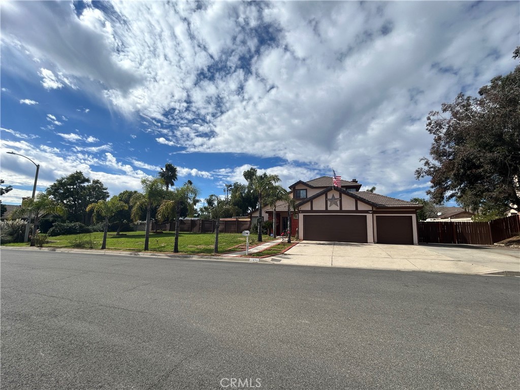 11691 Via Colina Property Photo 3