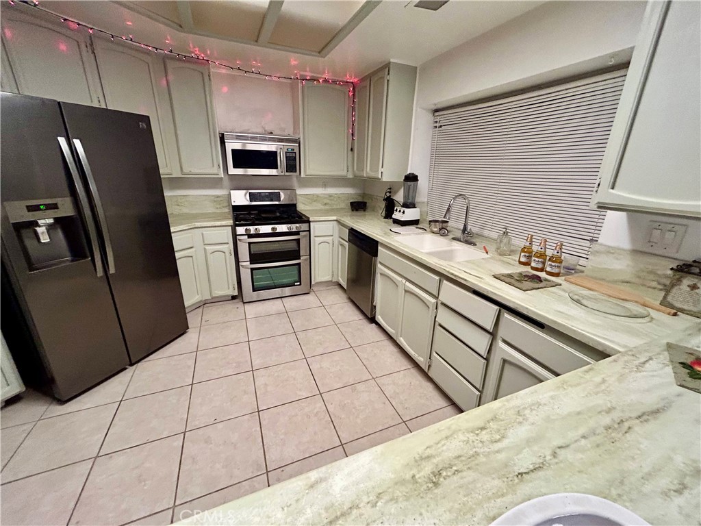 11691 Via Colina Property Photo 7