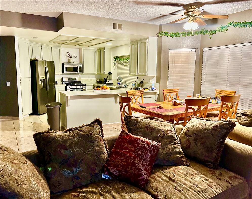 11691 Via Colina Property Photo 10