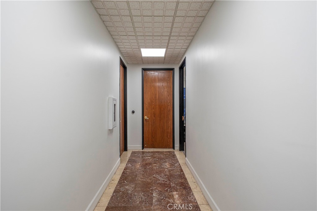 910 N Amelia Property Photo 29