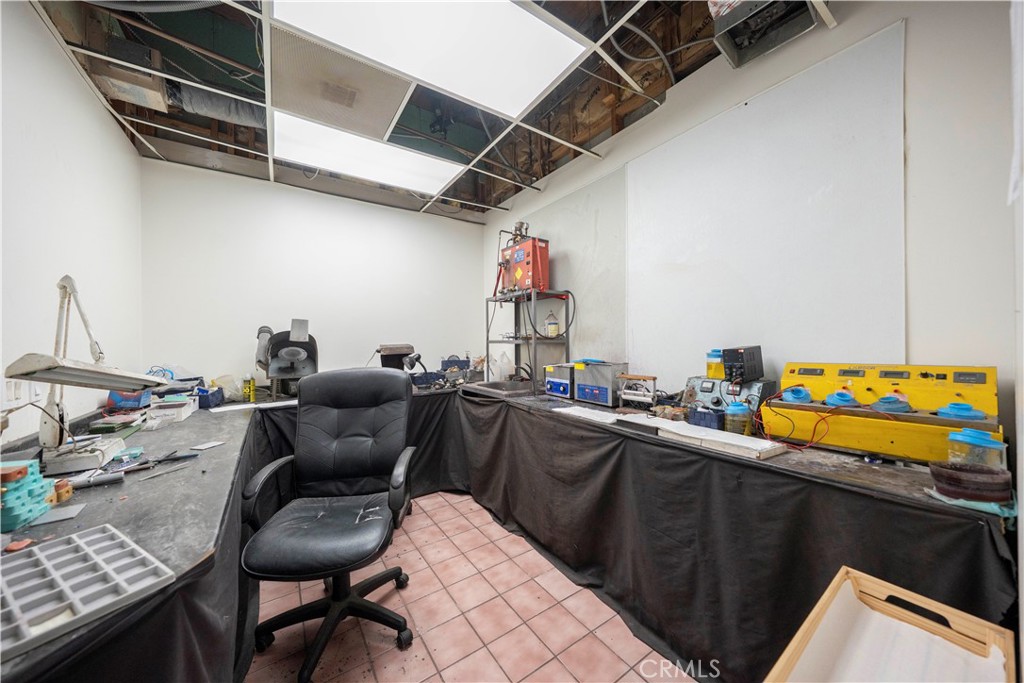 910 N Amelia Property Photo 64