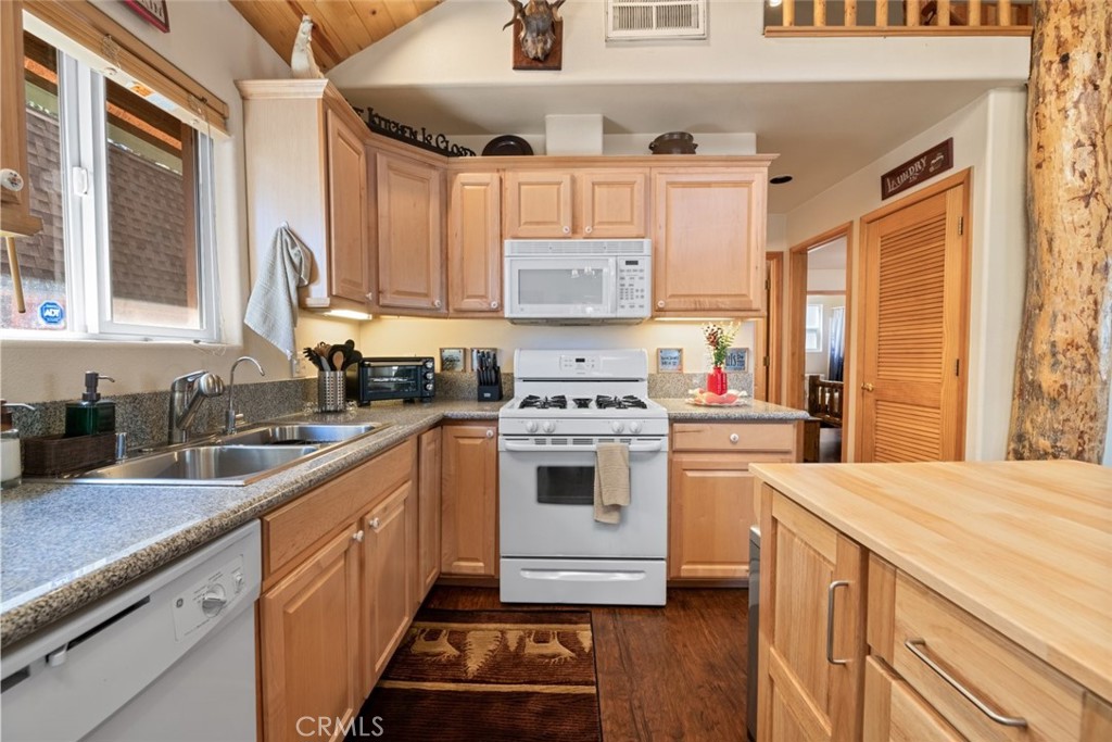 712 Maltby Boulevard Property Photo 20