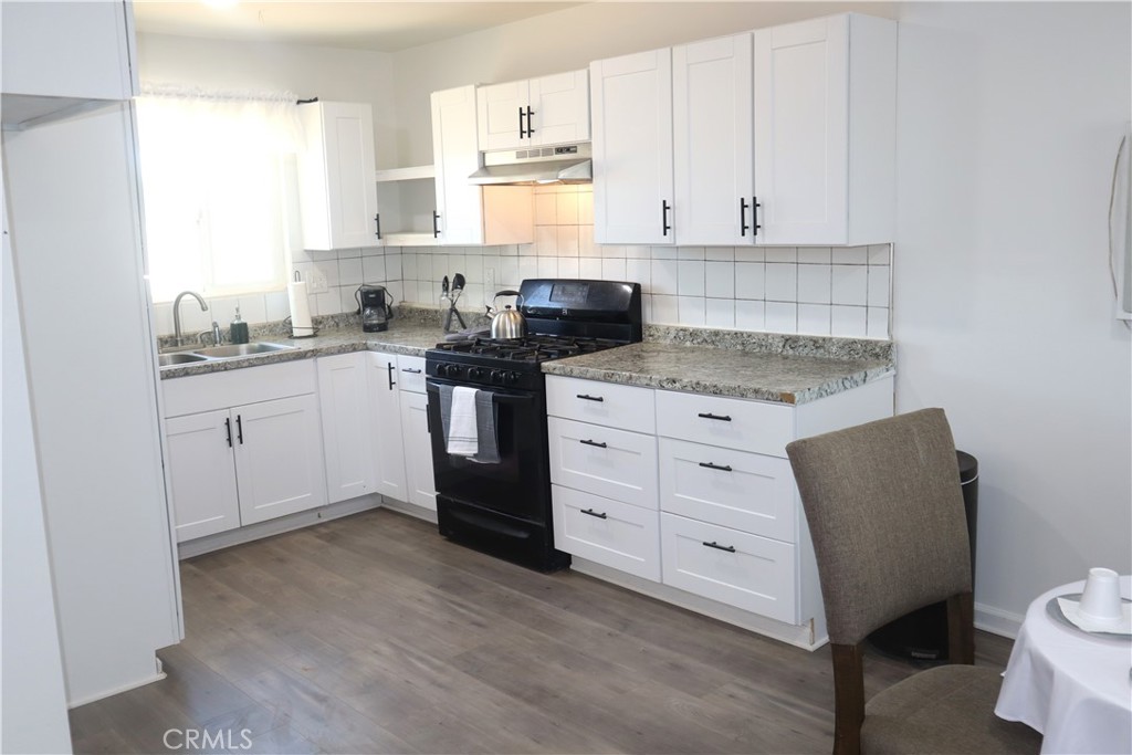 12075 James Street Property Photo 13