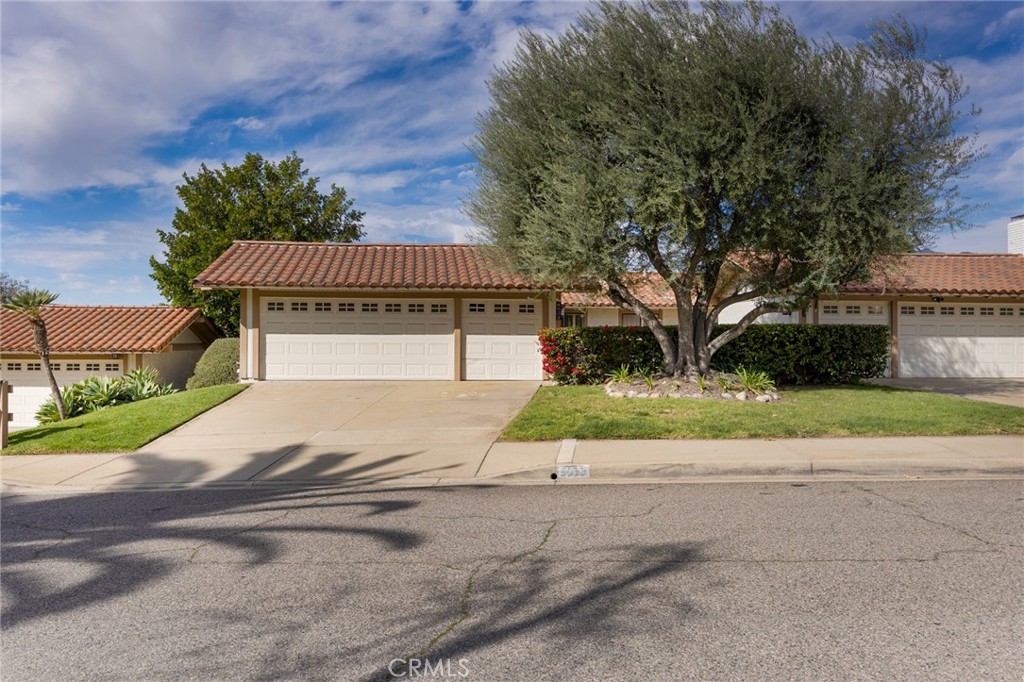 8052 Valle Vista Property Photo 1