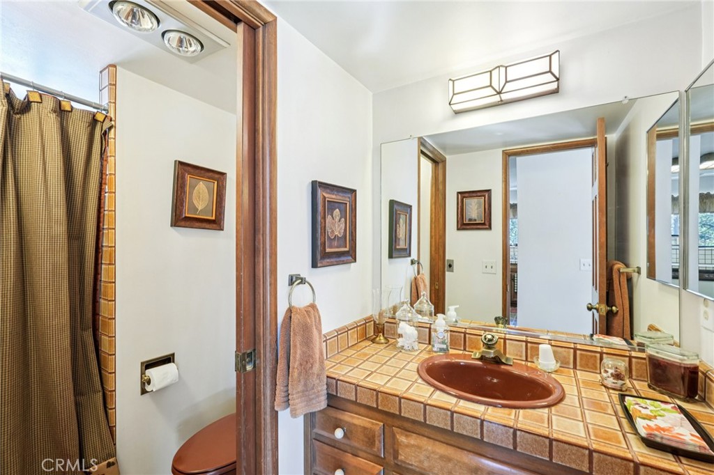 27403 Alpen Drive Property Photo 18
