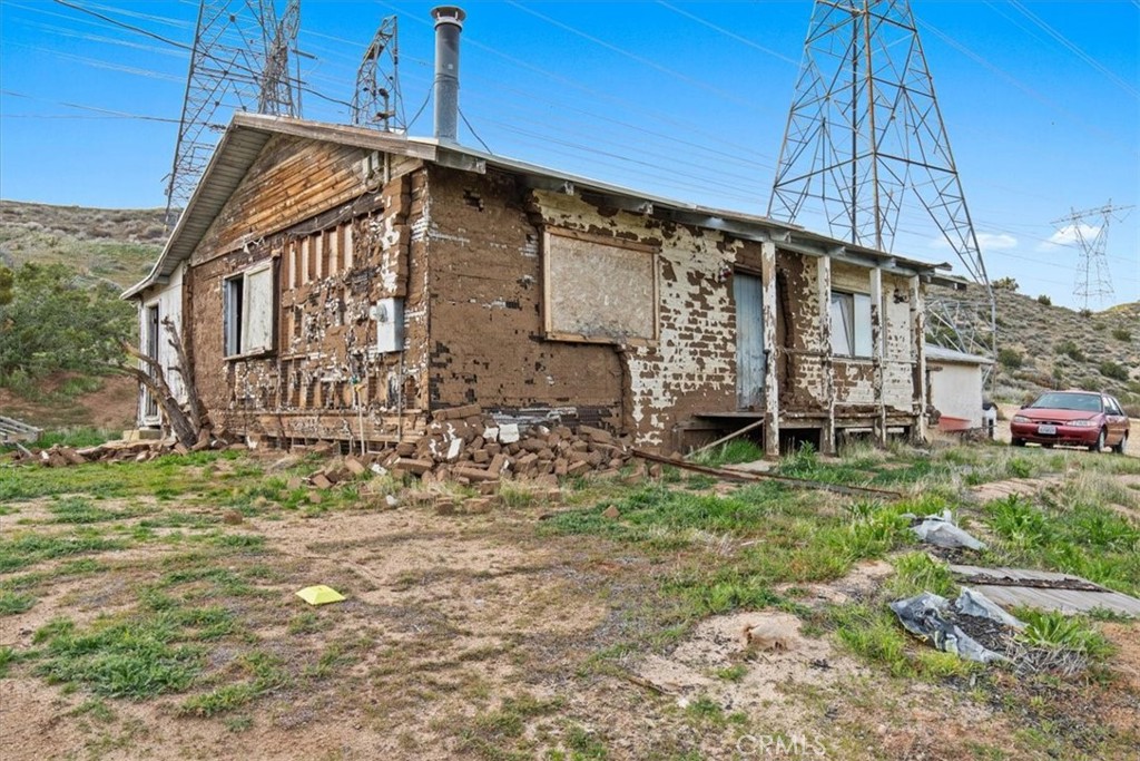 32301 Angeles Forest Property Photo 1