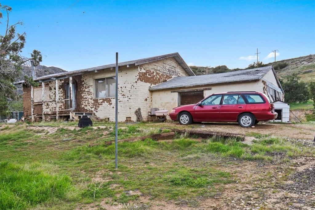 32301 Angeles Forest Property Photo 2