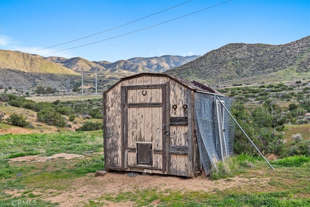 32301 Angeles Forest Property Photo 16