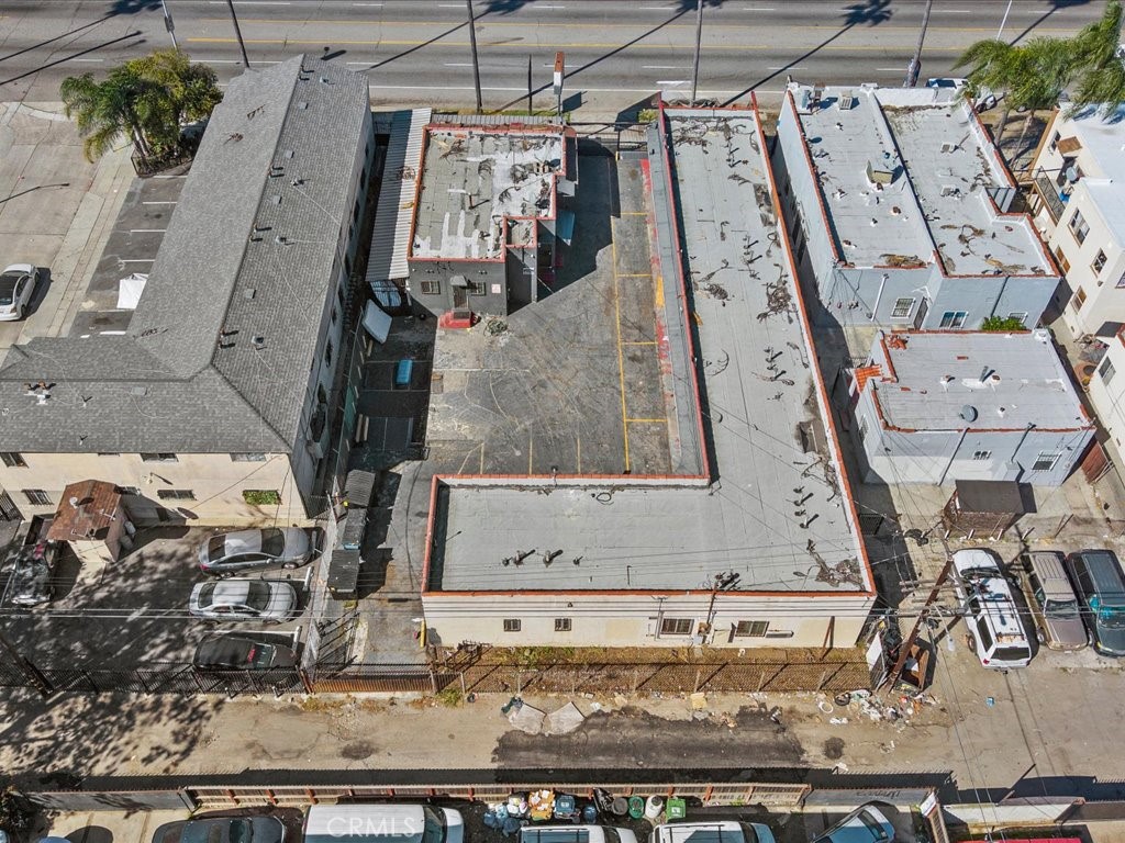 10918 S Figueroa Property Photo 24
