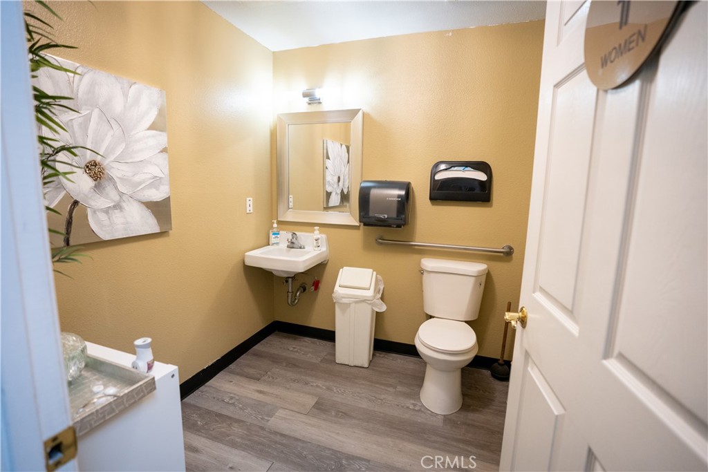 820 N E Property Photo 19