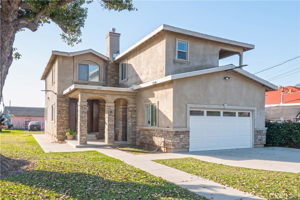 4459 Merced Property Photo 4