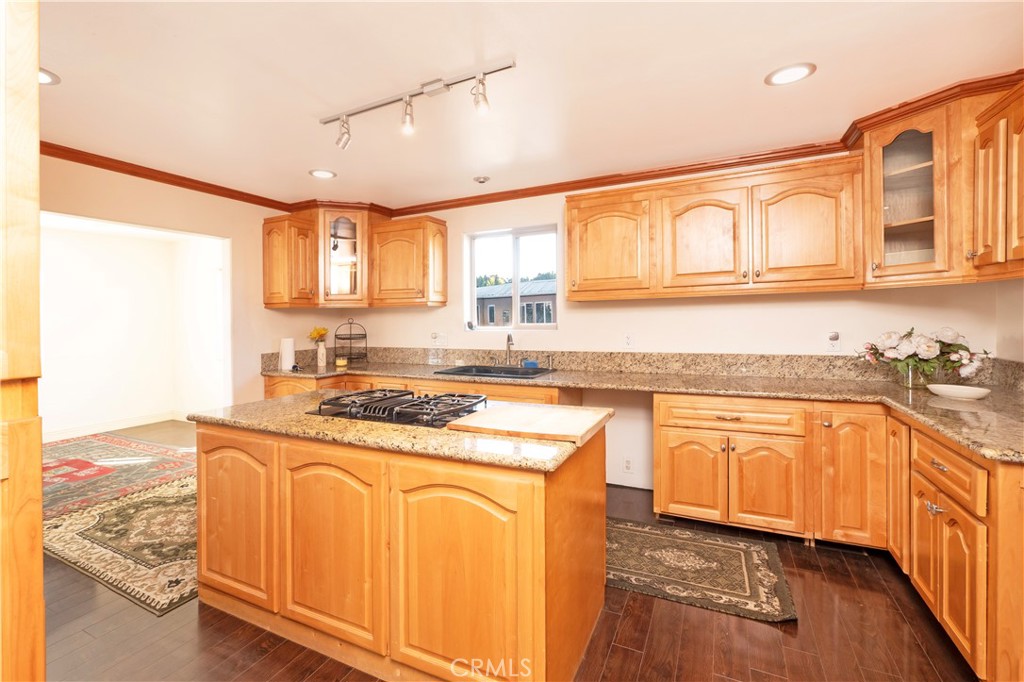 4459 Merced Property Photo 14