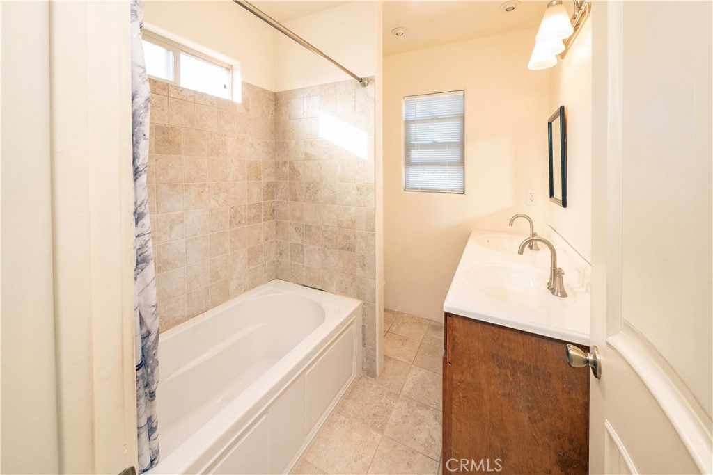 4459 Merced Property Photo 28