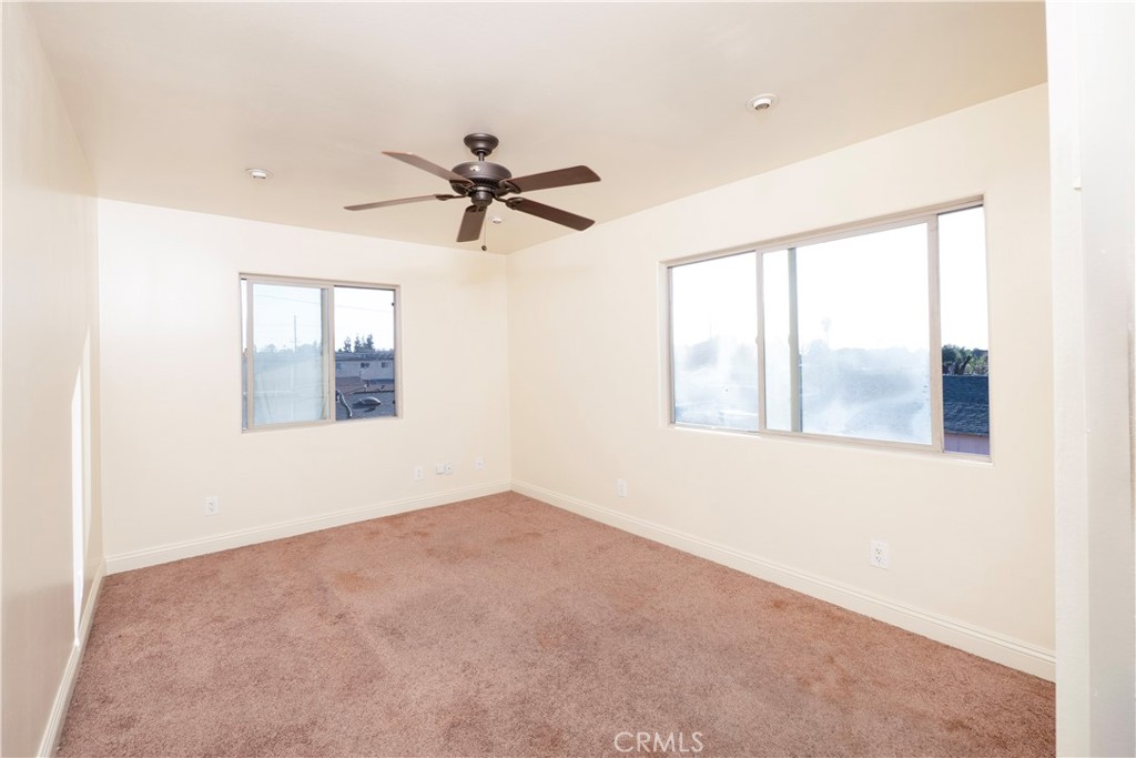 4459 Merced Property Photo 32