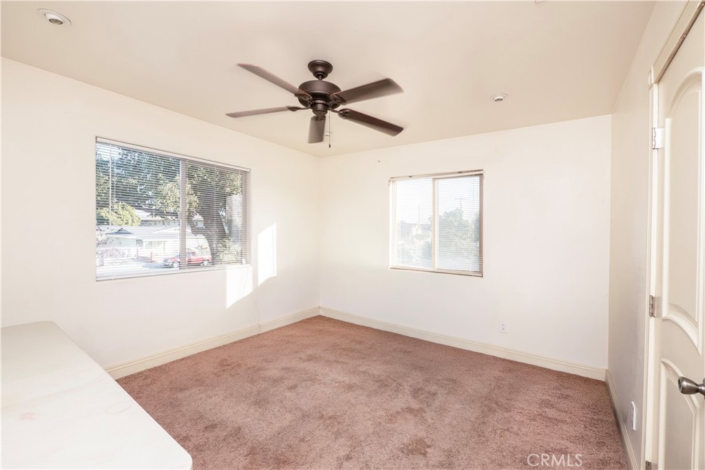 4459 Merced Property Photo 35