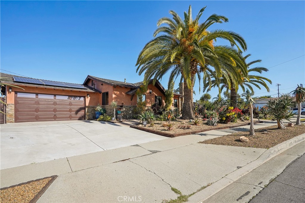16559 Mcwood Property Photo 3