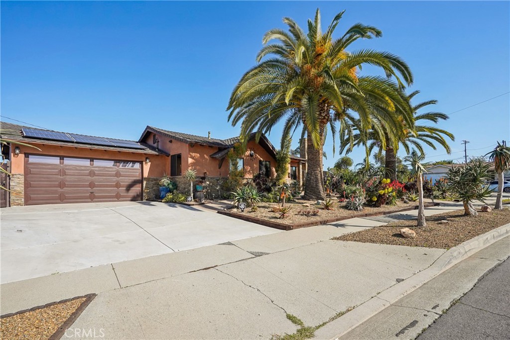 16559 Mcwood Property Photo 3