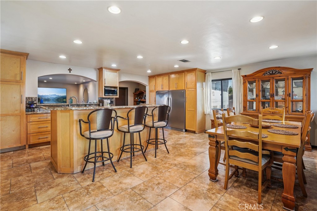 16559 Mcwood Property Photo 4