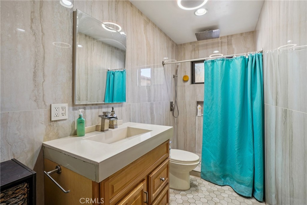 16559 Mcwood Property Photo 17