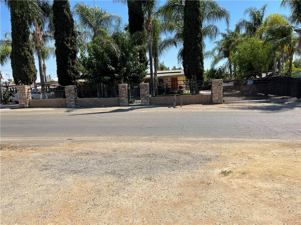 21131 Martin Property Photo 1
