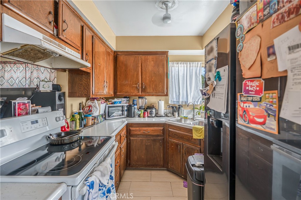 3062 Ardmore Property Photo 7