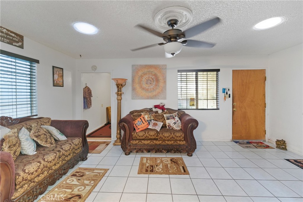 8211 Wilbarn Property Photo 6