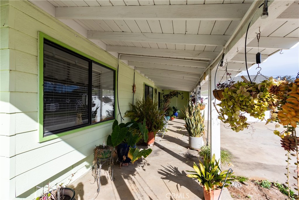 2160 Temescal Avenue Property Photo 3