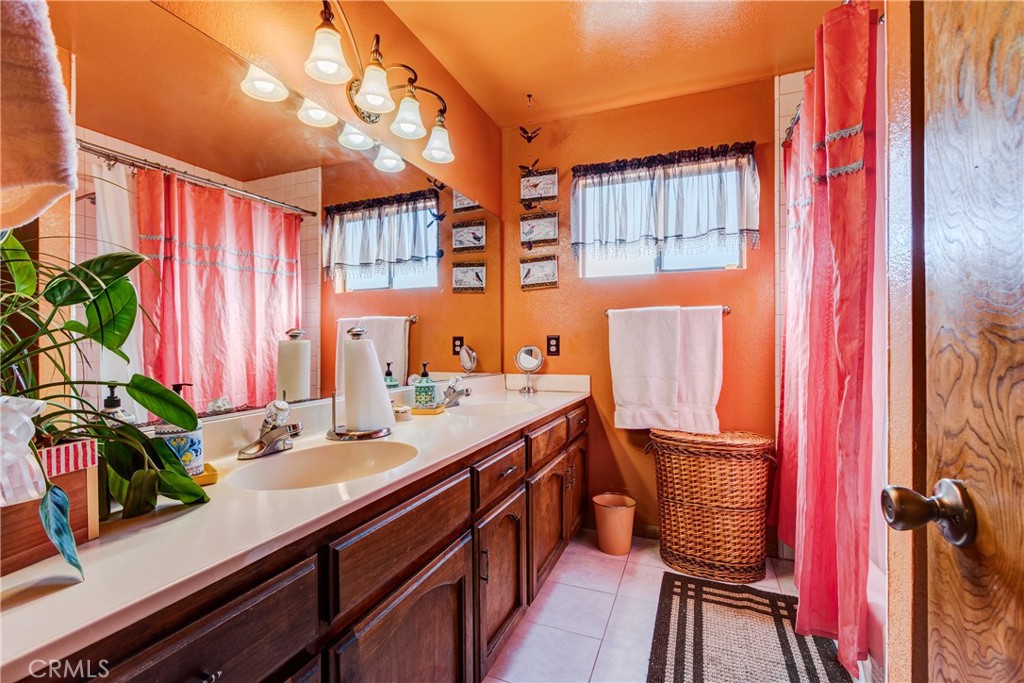 2160 Temescal Avenue Property Photo 23
