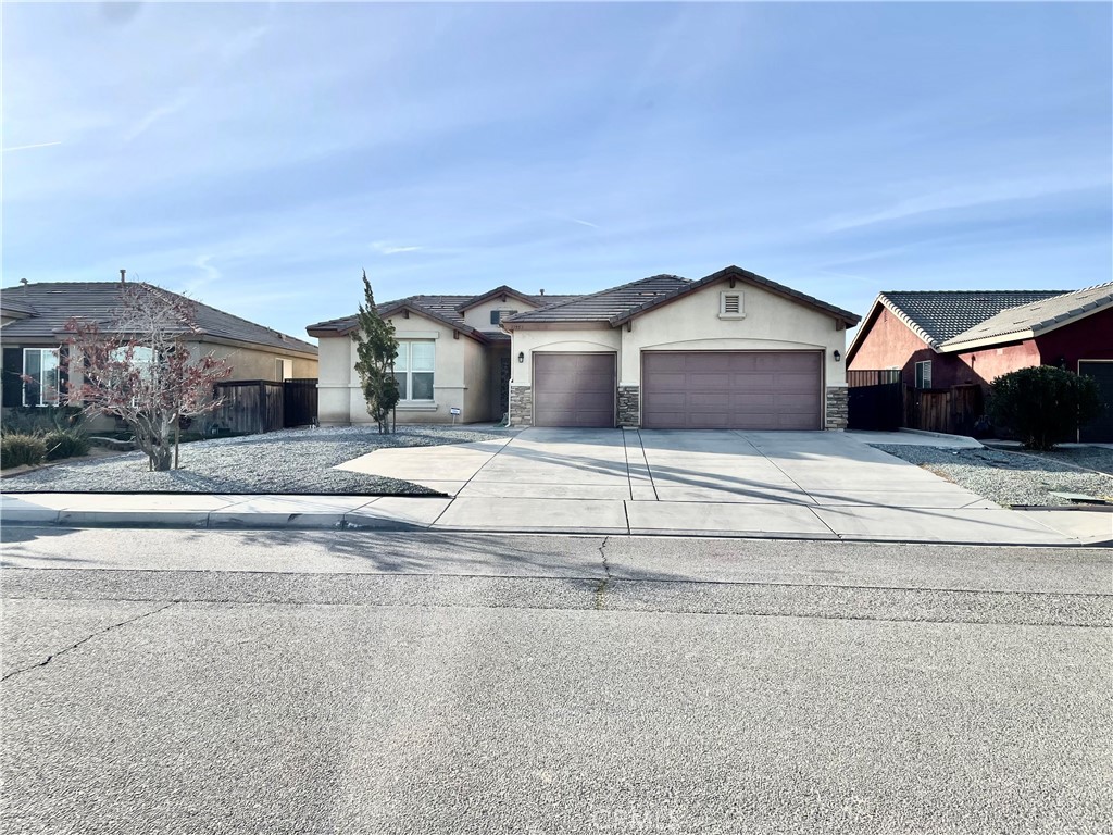 13953 Tawney Ridge Ln Property Photo 1