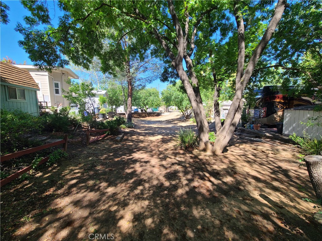 26734 Peach 112 Property Photo 10