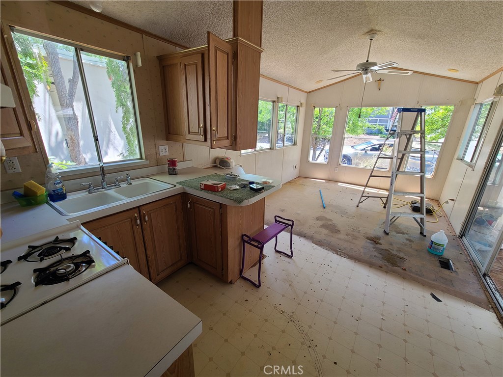 26734 Peach 112 Property Photo 20
